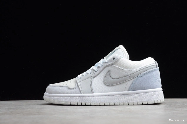 Low Jordan Air “Paris” 1 CV3043-100 0913